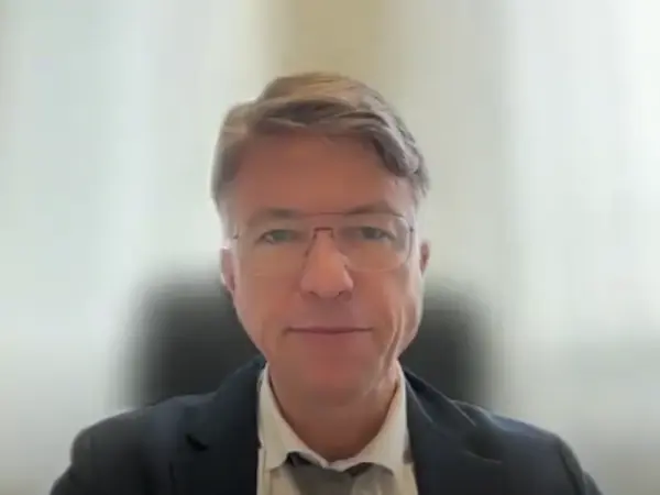 What do data from the phase III COMMANDS trial reveal about luspatercept as a treatment option?