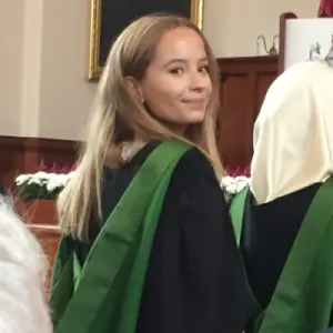  Erika Roa